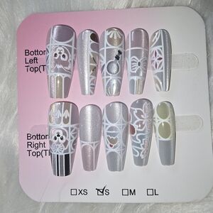 Cute Bear Nail Set With Catseye Design